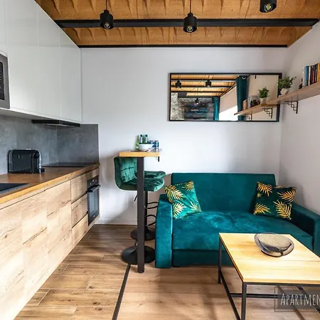 Apartamenty Yeti & Wilka W Centrum Chorzowa: Wilk Zewnętrze zdjęcie