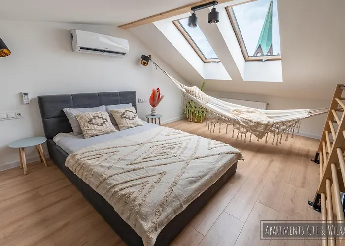 Apartamenty Yeti & Wilka W Centrum Chorzowa: Wilk