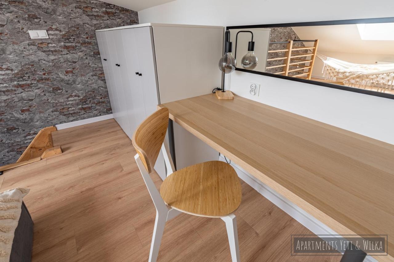 Yeti & Wilka W Centrum Chorzowa: Wilk Apartment *